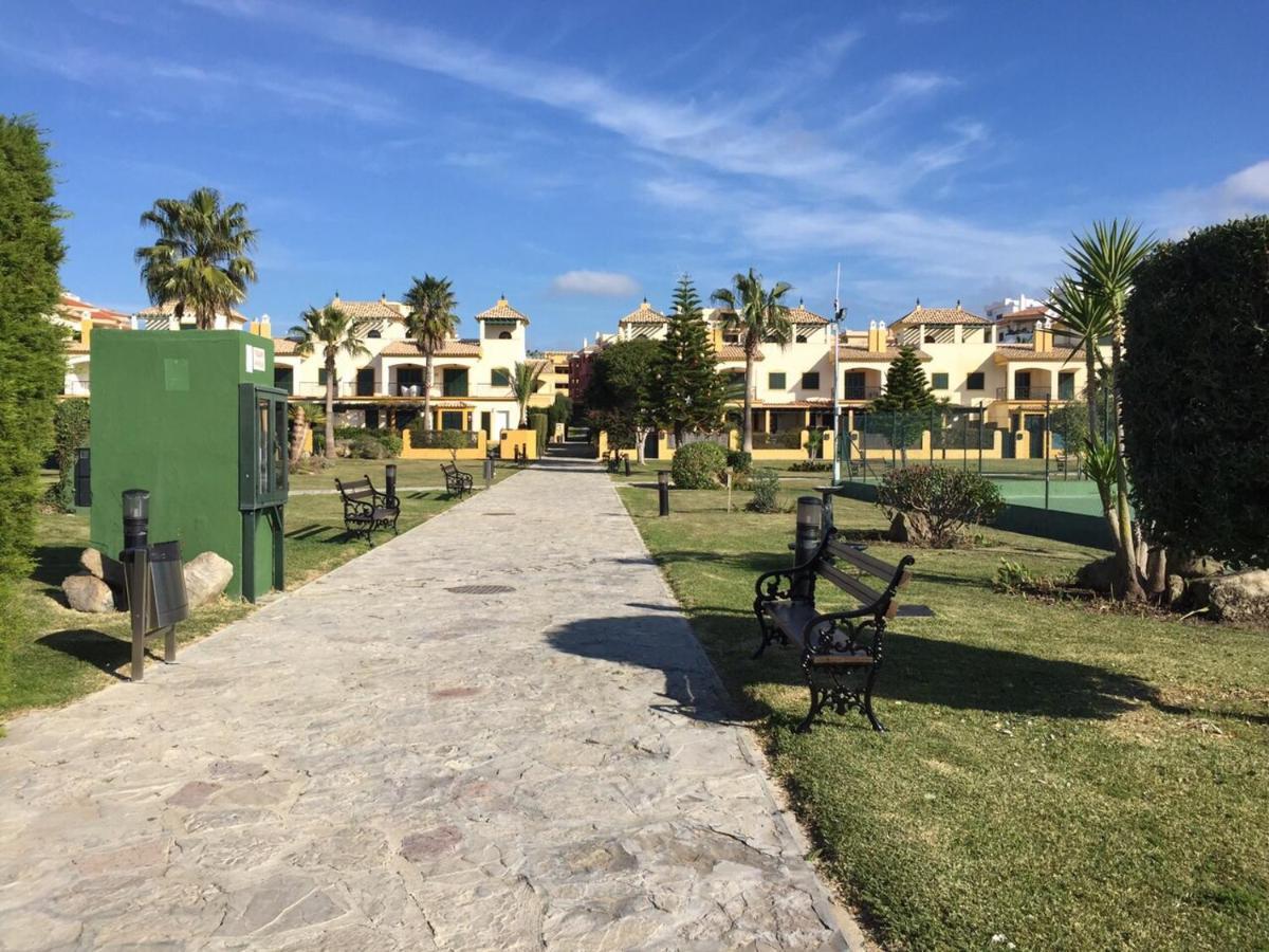 Atlanterra Bajo. Salida Directa. Urbanizacion De Lujo. Piscinas Canchas Padel. Wifi Y A/A 萨阿拉德洛斯阿图内斯 外观 照片