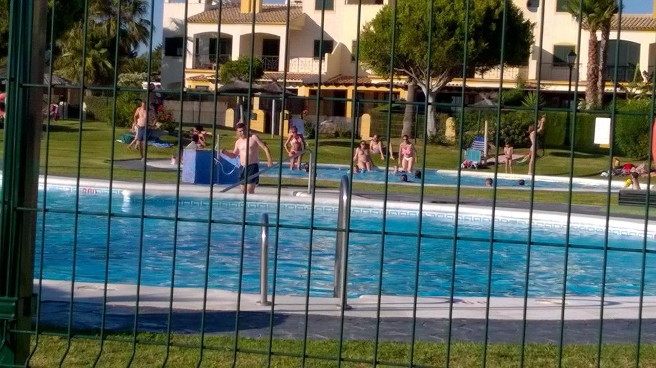 Atlanterra Bajo. Salida Directa. Urbanizacion De Lujo. Piscinas Canchas Padel. Wifi Y A/A 萨阿拉德洛斯阿图内斯 外观 照片