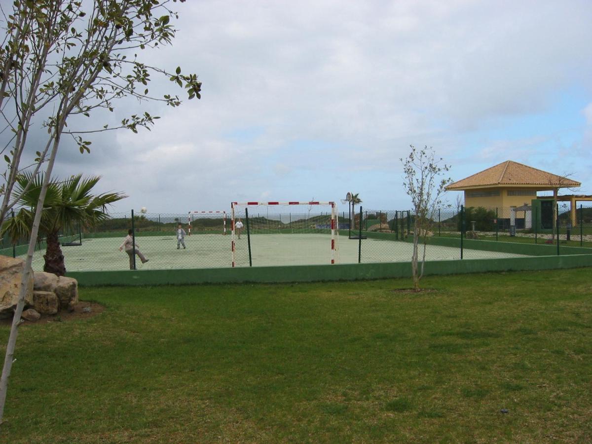 Atlanterra Bajo. Salida Directa. Urbanizacion De Lujo. Piscinas Canchas Padel. Wifi Y A/A 萨阿拉德洛斯阿图内斯 外观 照片