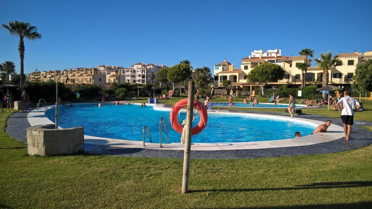 Atlanterra Bajo. Salida Directa. Urbanizacion De Lujo. Piscinas Canchas Padel. Wifi Y A/A 萨阿拉德洛斯阿图内斯 外观 照片